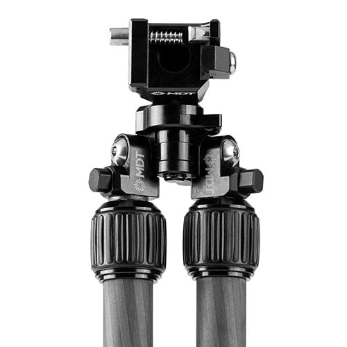 Le Bipod MDT Mountain est léger, avec des jambes à verrouillage par torsion et un déploiement rapide, parfait pour les chasseurs en montagne.